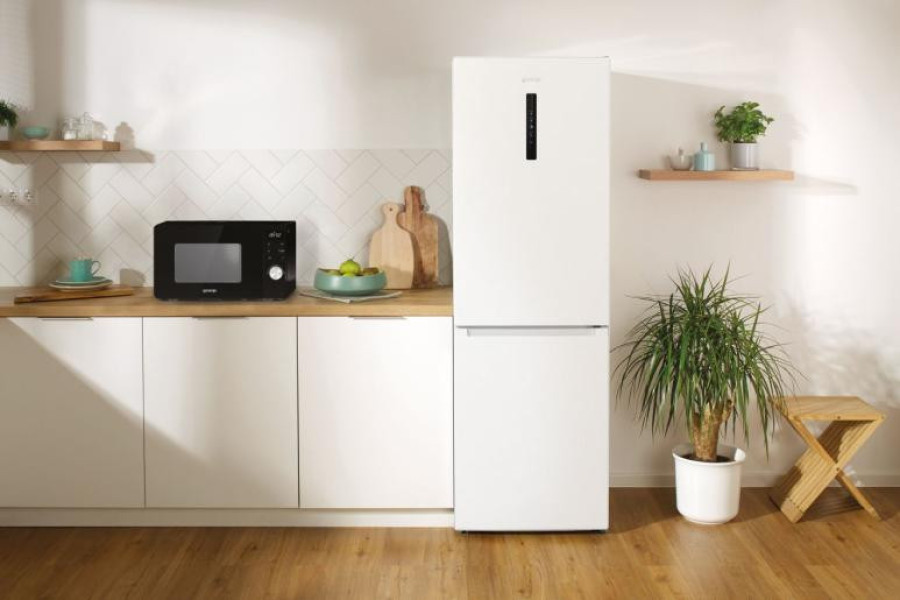  Мікрохвильова піч Gorenje MO20A3B 