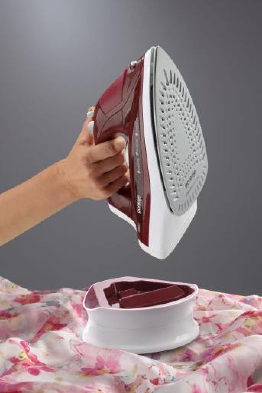  Праска  Gorenje SICH2200RBC 